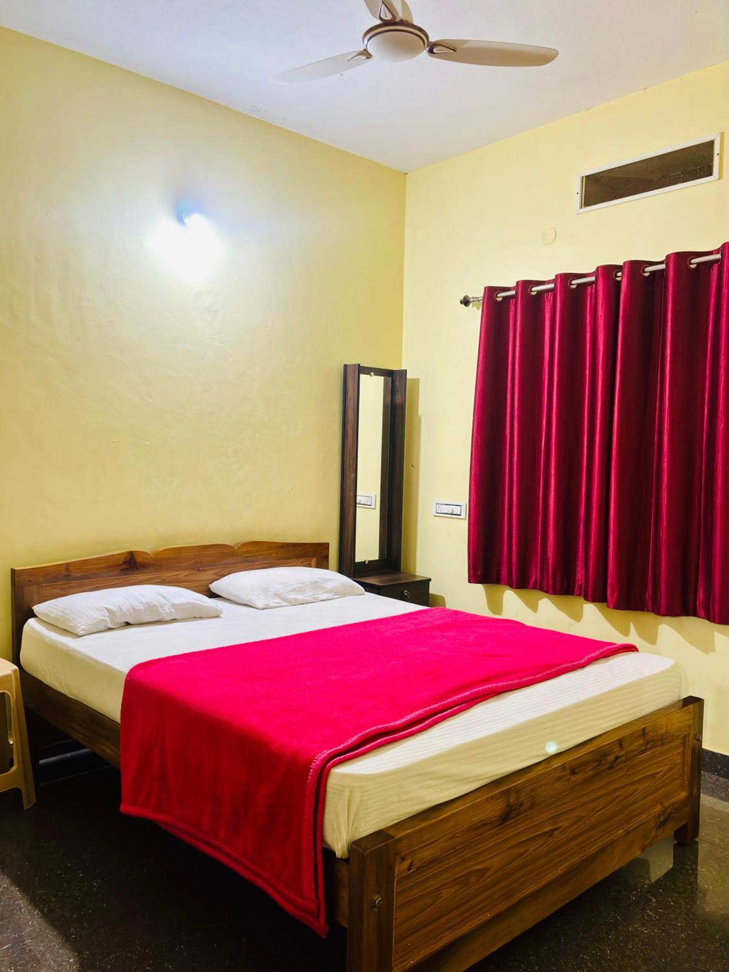 Mungaru Homestay, Talaguppa Сагар Экстерьер фото